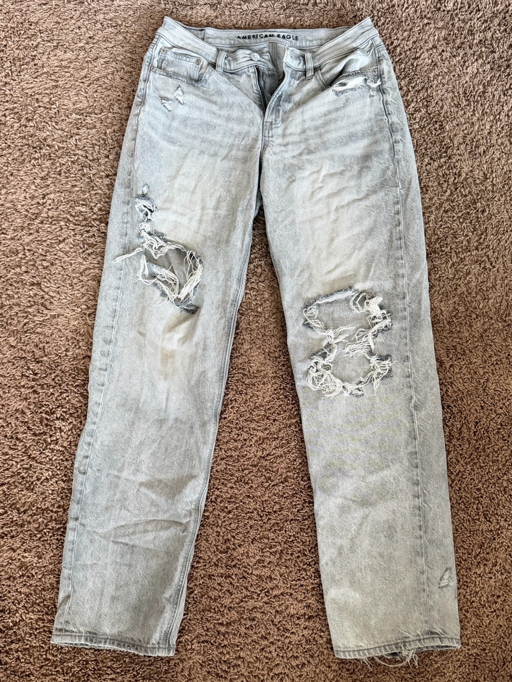 American Eagle Outfitters Light Blue Distressed Straight Leg Jeans
